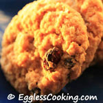 Vegan Oatmeal Raisin Cookies
