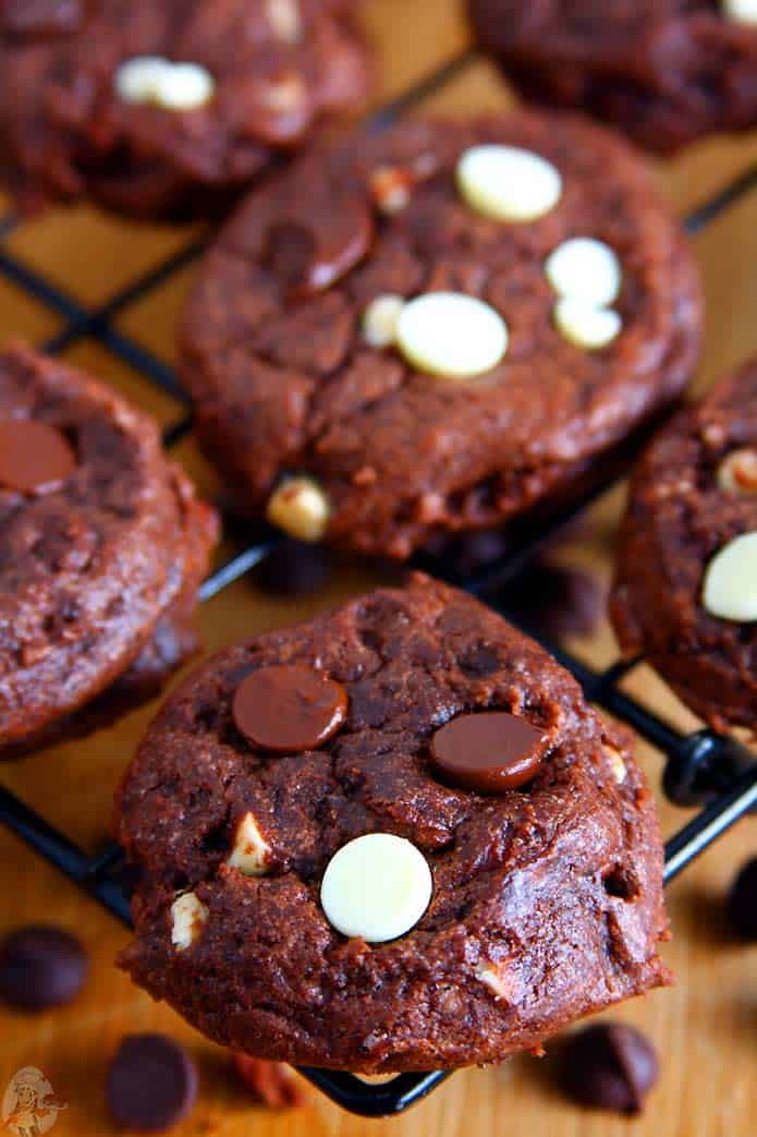 Eggless Double Chocolate Chip Cookies