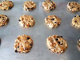 Scoop. flatten and bake Scoop. flatten and bake