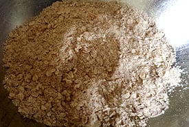 Mix the dry ingredients well Mix the dry ingredients well