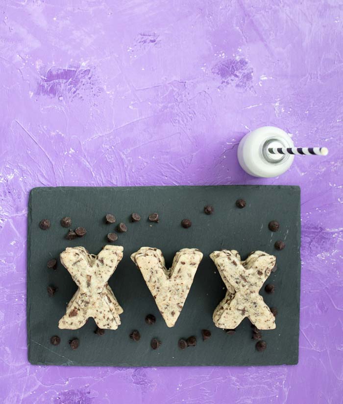 Vegan chocolate chip cutout cookies Vegan chocolate chip cutout cookies