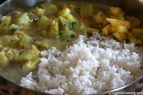 Simple Zucchini Kootu without Daal/Paruppu