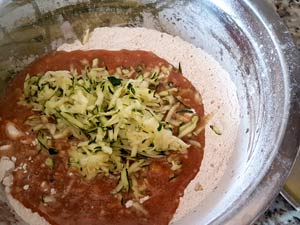 5. Add the grated zucchini. 5. Add the grated zucchini.