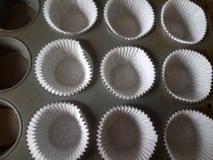 Line Muffin Tin With Paper Liners Line Muffin Tin With Paper Liners
