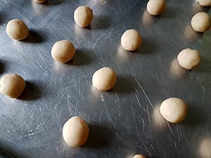 Scoop Tablespoonful Of Dough Scoop Tablespoonful Of Dough