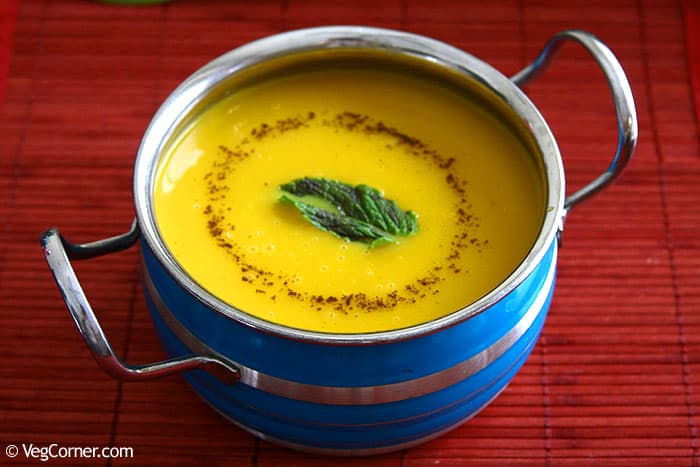 Classic Carrot and Apple Soup