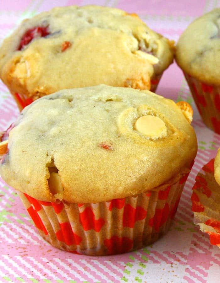 Eggless Raspberry White Chocolate Muffins Eggless Raspberry White Chocolate Muffins