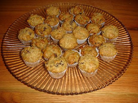 Apple Raisin Muffins