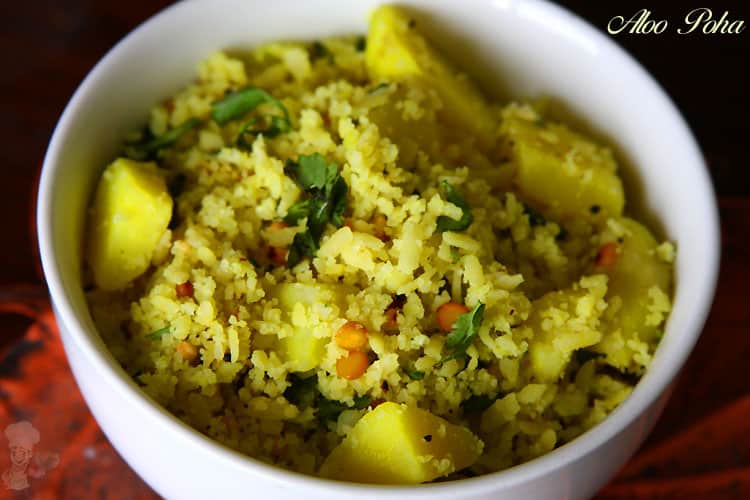 Aval Urulai Uppuma | Aloo Poha Recipe | Eggless Cooking