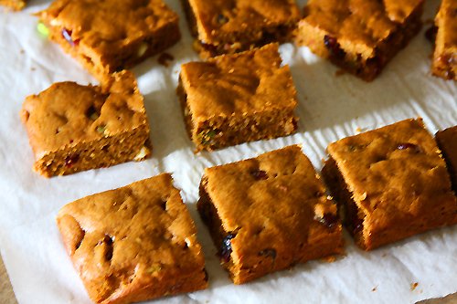 Eggless Cranberry White Chocolate Blondies