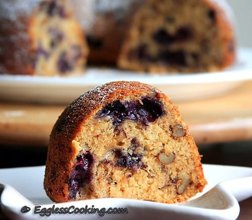 Blueberry Oats Bundt Cake