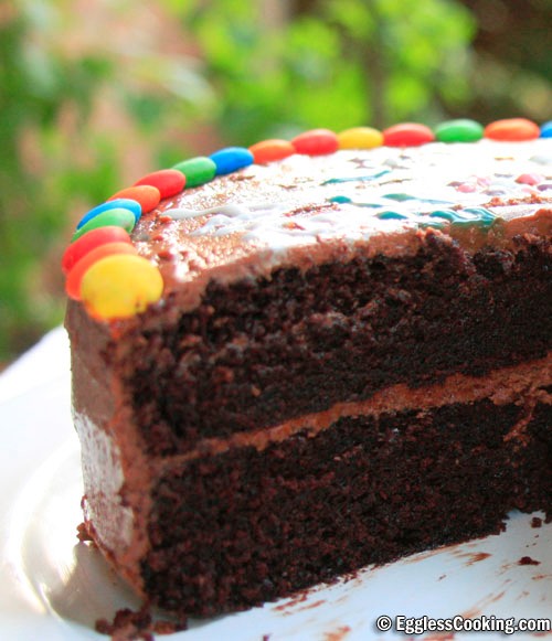 Eggless Chocolate Cake