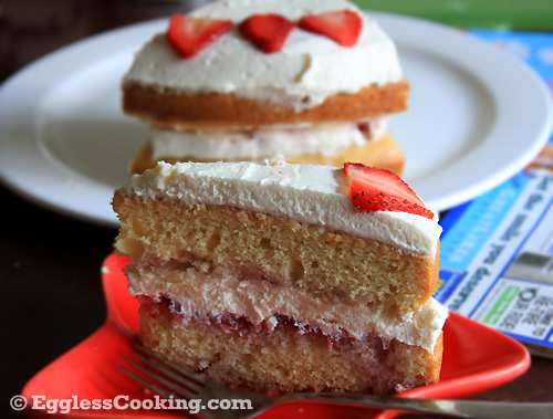 Eggless Strawberry Cream Cake