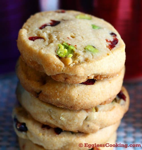 Cranberry Pistachios Shortbread Cookies