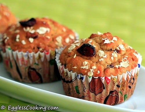 Low-Fat Oat Flour Cranberry Muffins