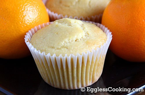 Easy Eggless Vanilla Cupcakes