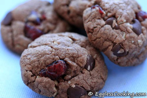 Eggless Cranberry Chocolate Chip Cookies