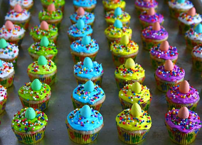 Easy Funfetti Cupcakes