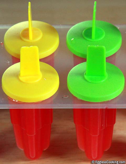 Pour Raspberry Lemonade into Moulds