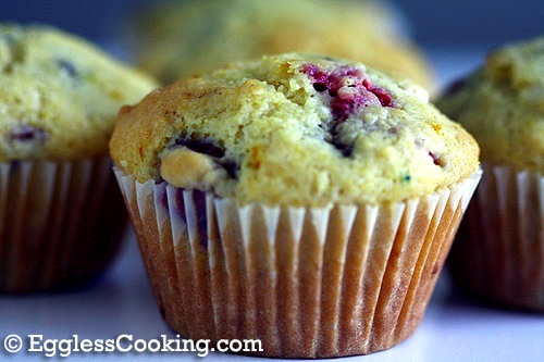 Vegan Cornmeal Raspberry Muffins Vegan Cornmeal Raspberry Muffins