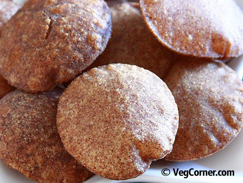 Ragi Poori (Finger Millet Bread)