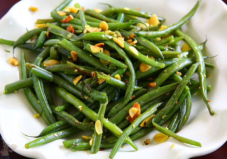 Steamed Beans Salad