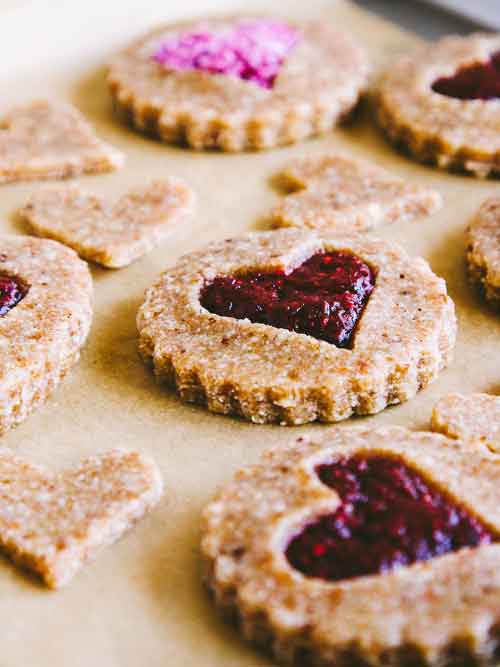 Raw Almond Linzer Cookies Raw Almond Linzer Cookies