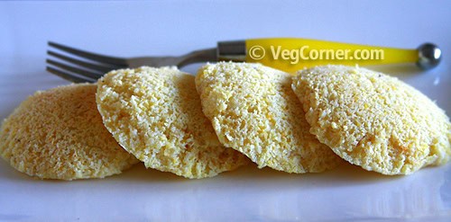 Whole Cornmeal Idlis