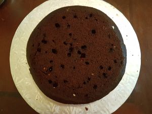 Place another layer of cake on top