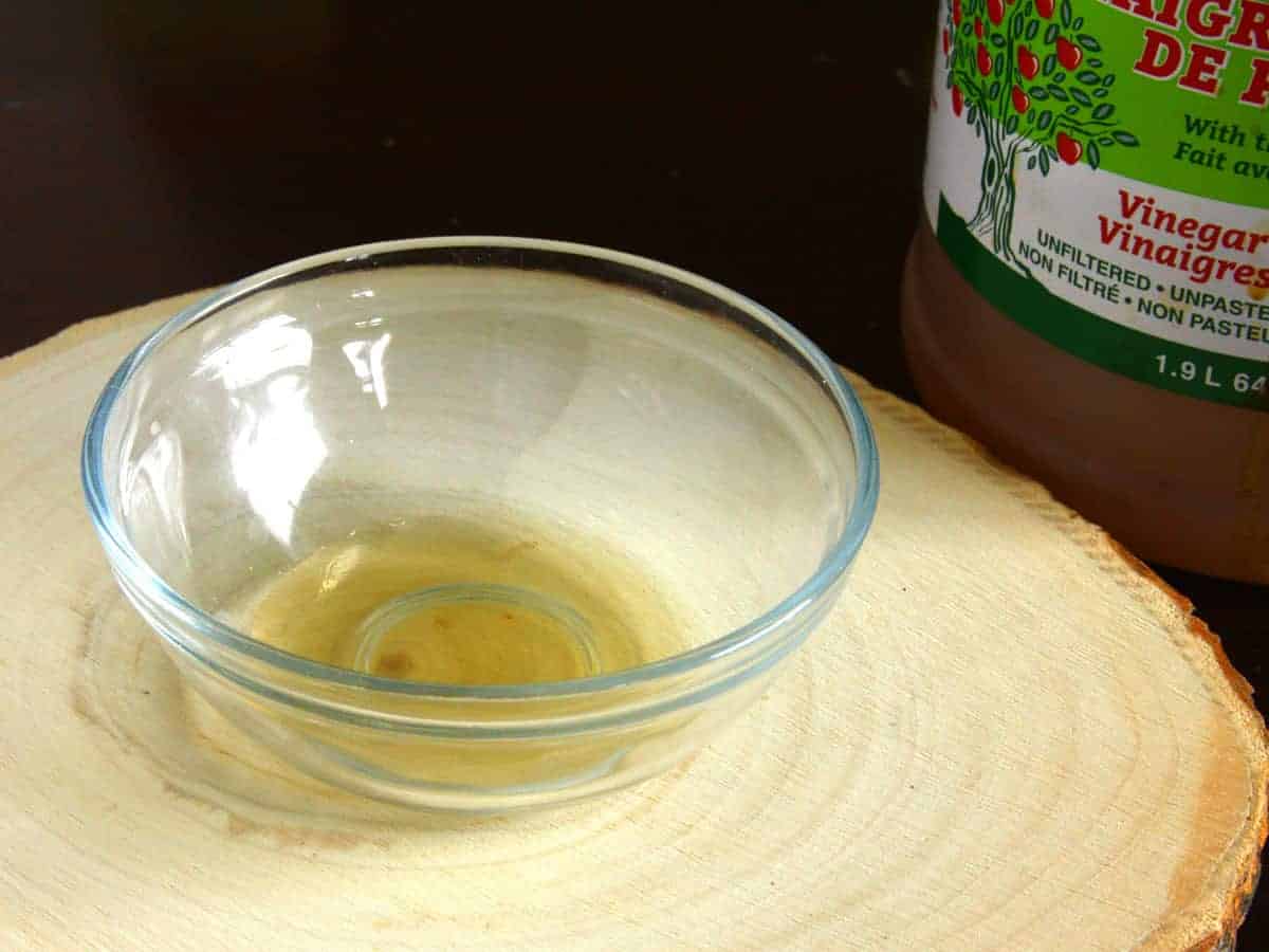 Apple cider vinegar added for flavor in homemade eggless mayonnaise