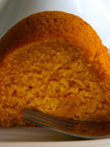 Eggless Pumpkin Pound Cake