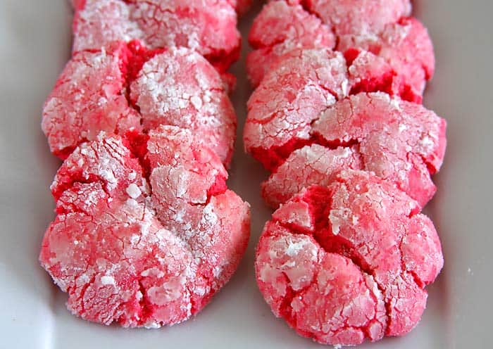 Valentines day crinkle cookies